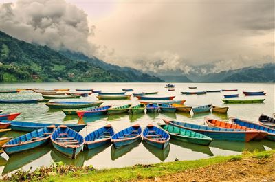 Pokhara mit Phewa See